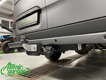 Mercedes Sprinter W907, установка маркизы и фаркопа