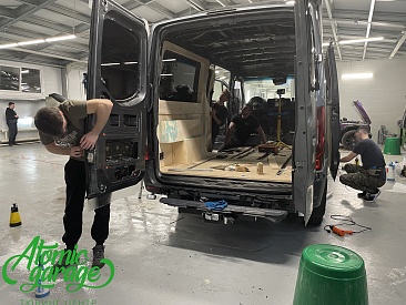Mercedes Sprinter W907, оклейка матовой полиуретановой пленкой