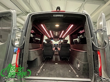 Mercedes Sprinter W907, изготовление и установка индивидуального освещения салона