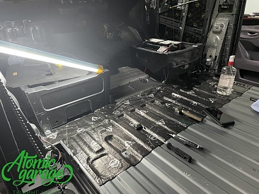 Mercedes Sprinter W907, шумовиброизоляция салона + монтаж жесткого пола