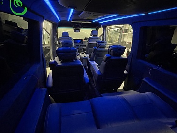 Mercedes Sprinter W907, изготовление и установка индивидуального освещения салона