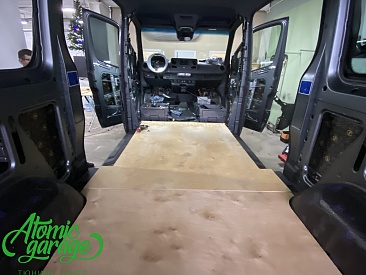 Mercedes Sprinter W907, шумовиброизоляция салона + монтаж жесткого пола