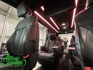 Mercedes Sprinter W907, изготовление и установка индивидуального освещения салона